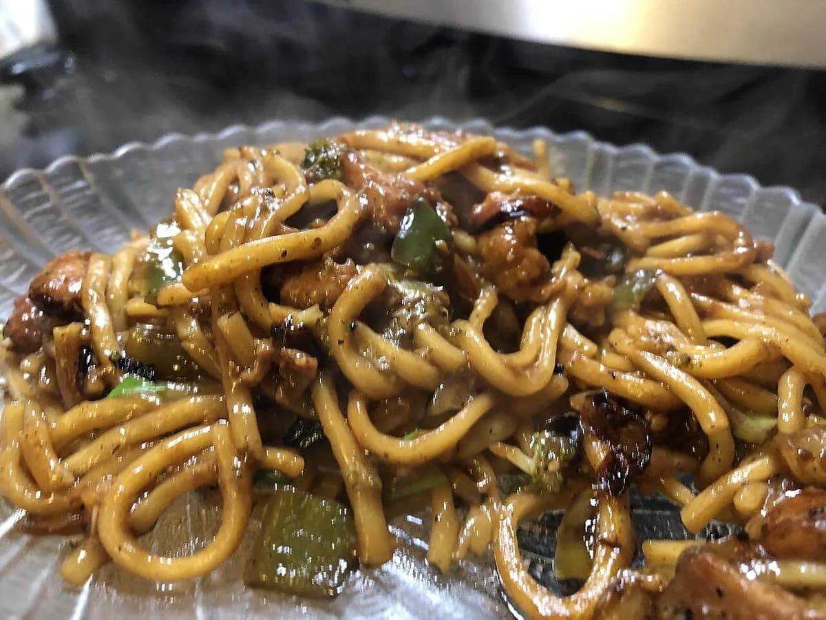 Black Pepper Beef Noodle