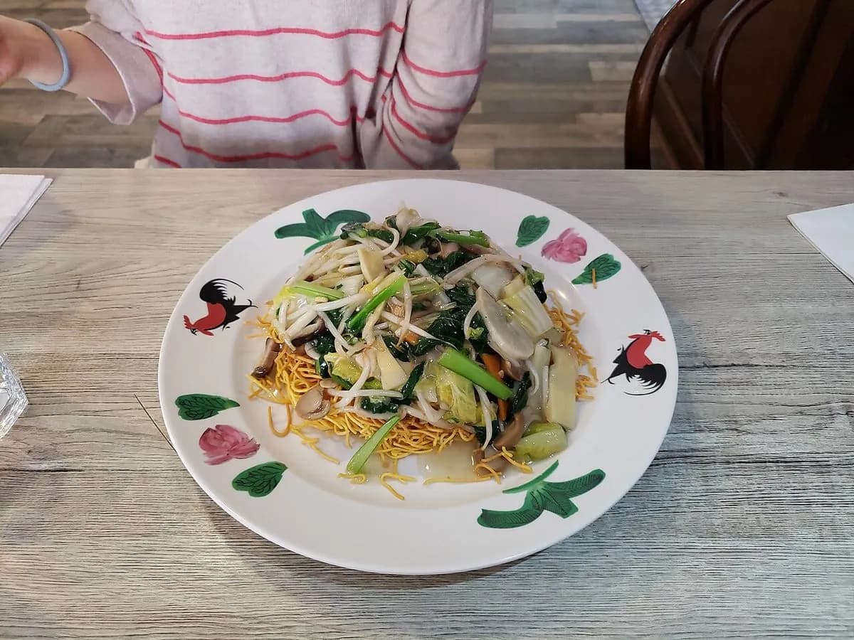 Combo Chow Mein